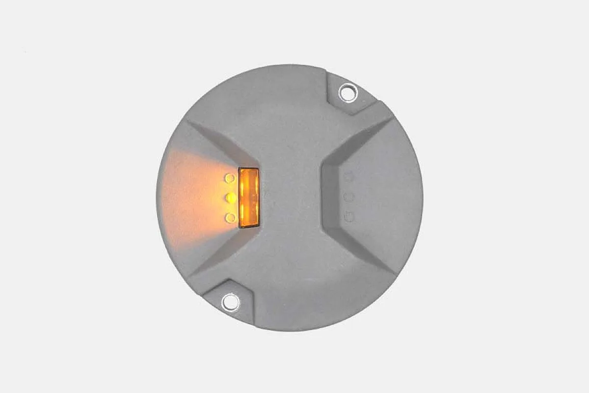 Inset Runway Guard Light
