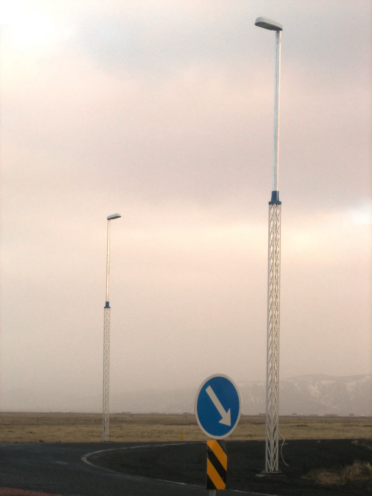 Lighting column